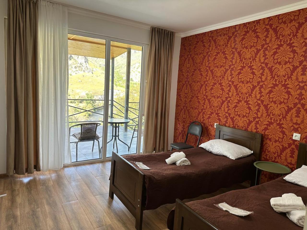 Hotel-Gvala ヴァルジア エクステリア 写真
